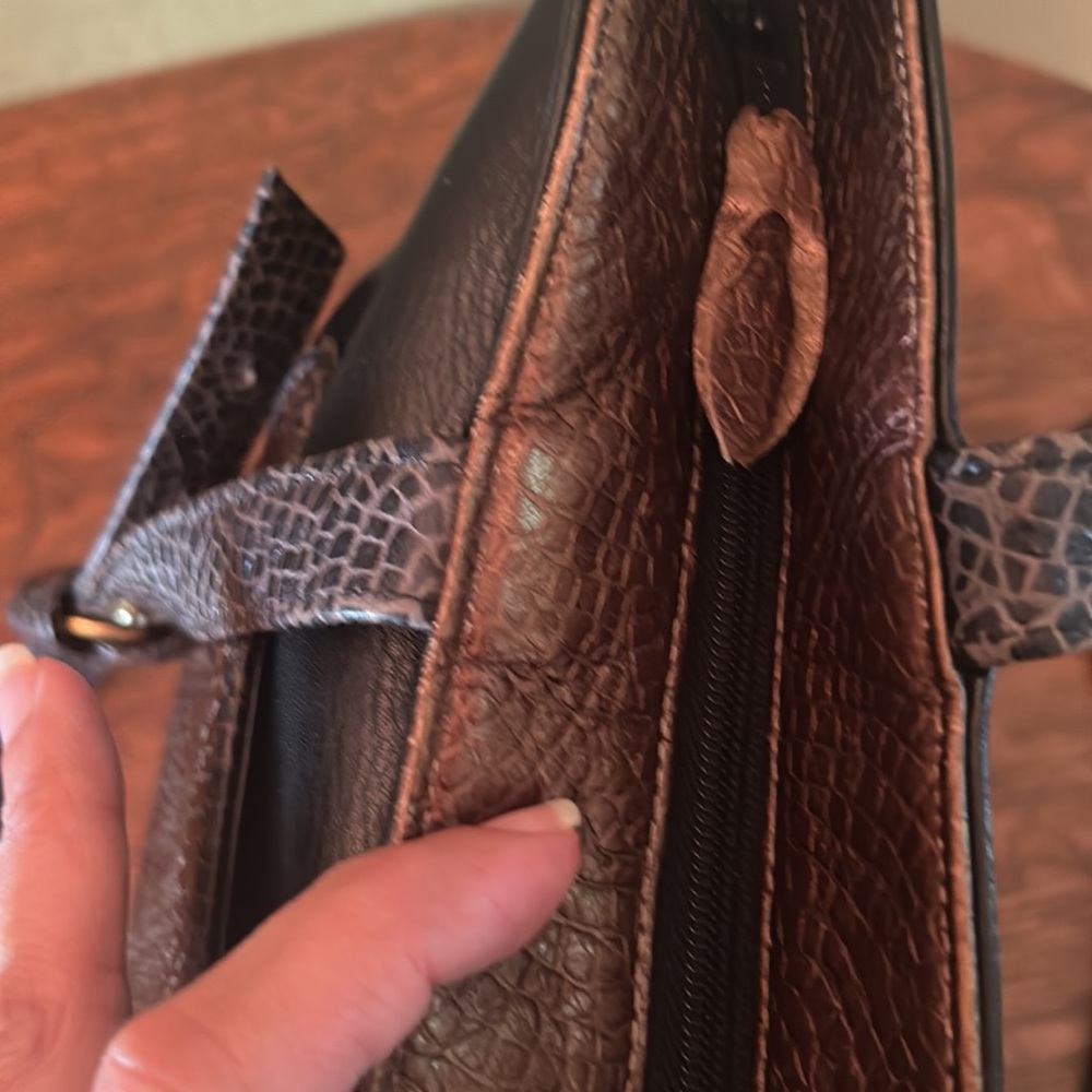 Susan Gail Black/Metallic Leather and Multi Textured Vintage Leather Bag - Picture 8 of 14